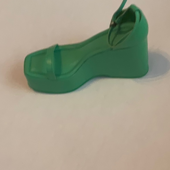 Green Nappa leather wedge with dust bag, buckled strap, heel 5.3 inches - Picture 5 of 6